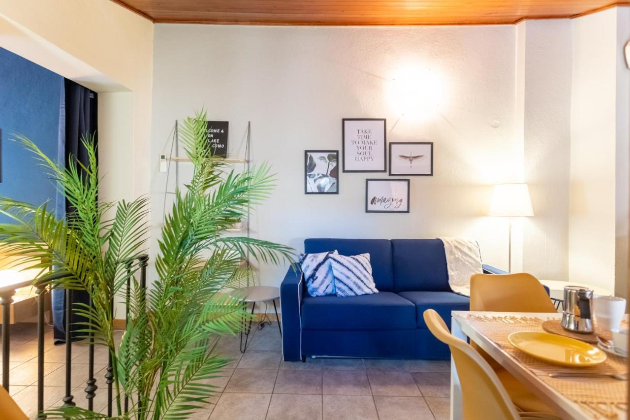 Blue Attic - Historical Como City Center By Rent All Комо Екстериор снимка