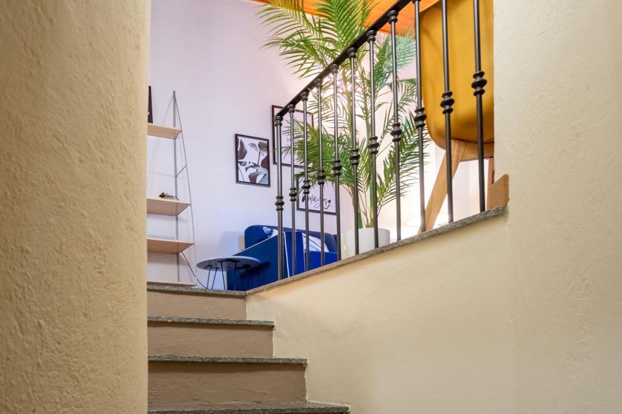 Blue Attic - Historical Como City Center By Rent All Комо Екстериор снимка